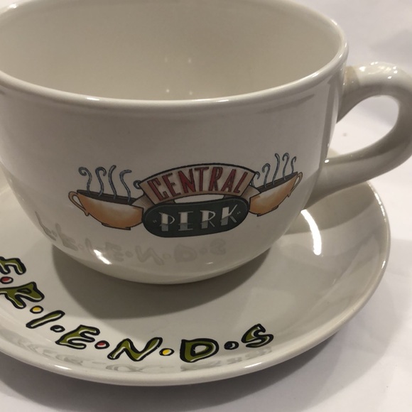 Friends tv show Central Perk vintage commemorative extra large cup and saucer - Picture 5 of 6